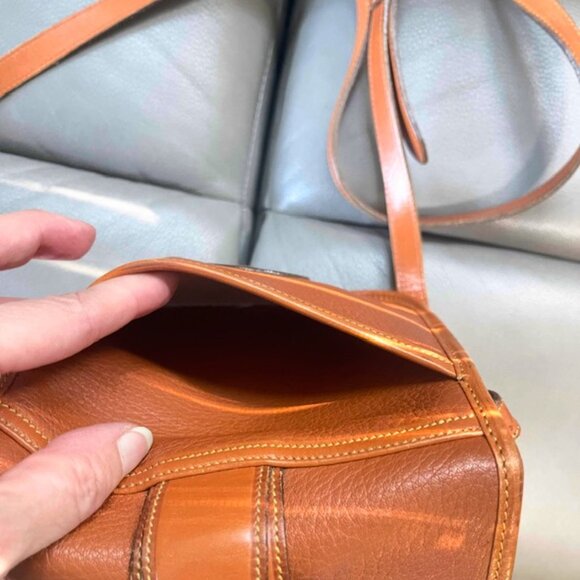 Dooney & Bourke Brown Essex Equestrian Saddle Handbag - Picture 3 of 9